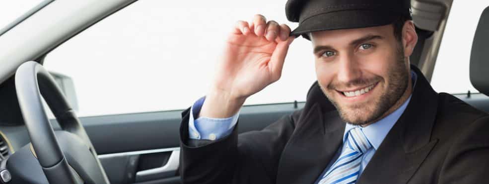 Hughes-Limousines-Chauffeur-985x370.jpg