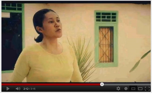 gadis_kotak_kotak_07