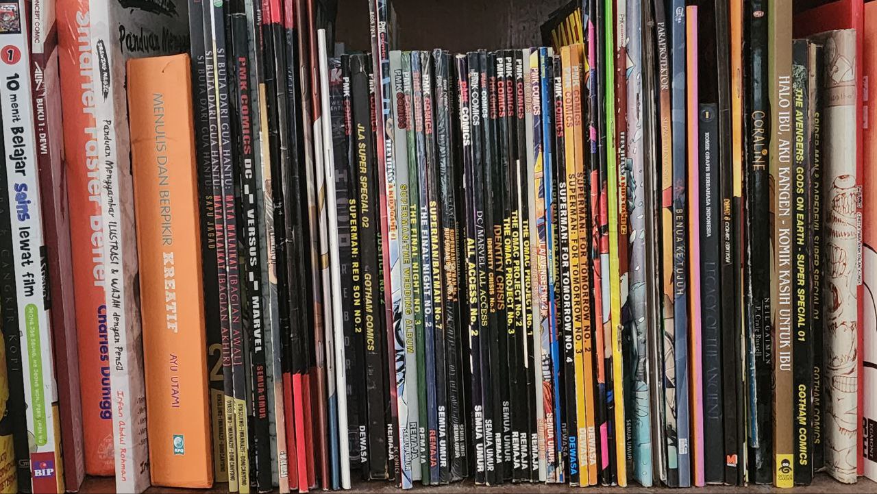 koleksi buku Agung si mbot Nugroho di rumah