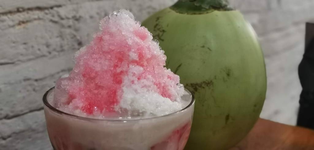 unsolved mystery: apa bedanya es campur dan es&nbsp;shanghai?